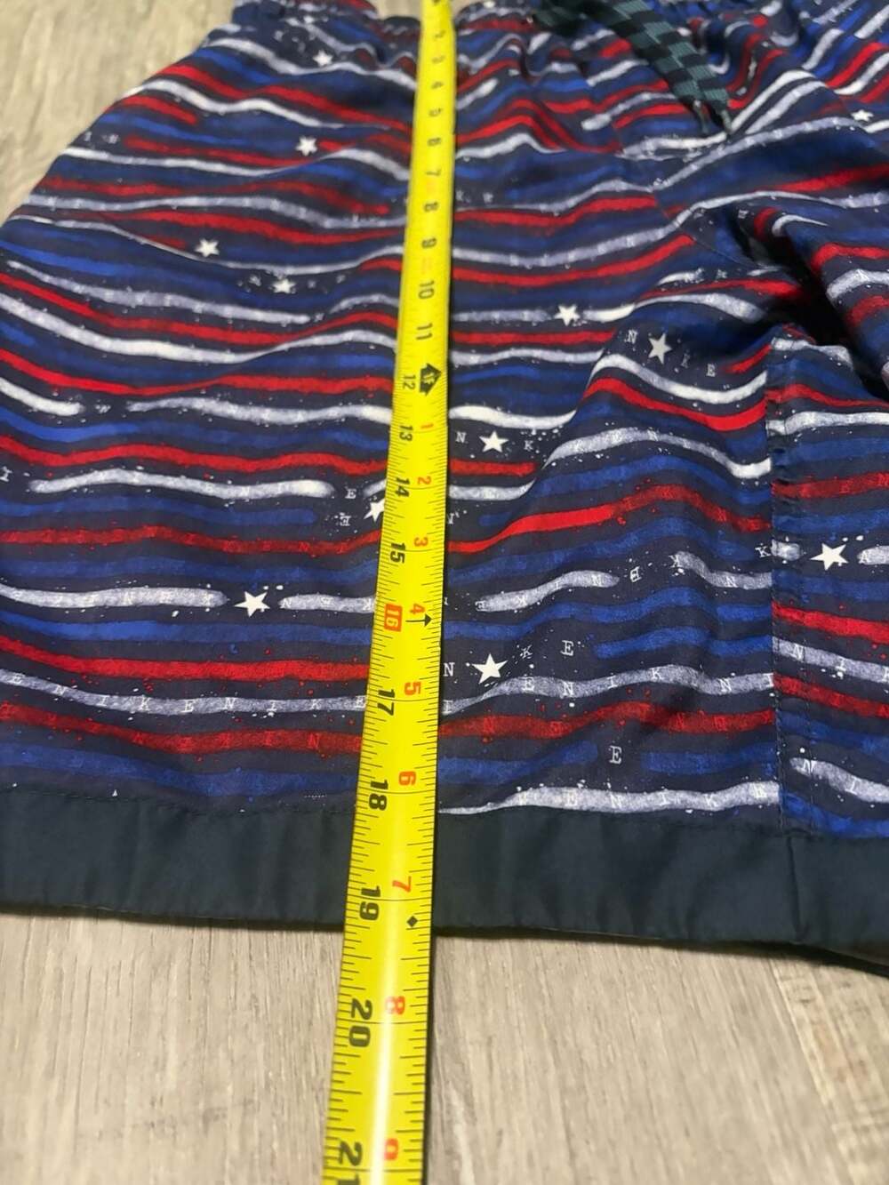 Nike Men's Americana Horizon Stripe 9" Swim Trunks - Picture 4 of 8